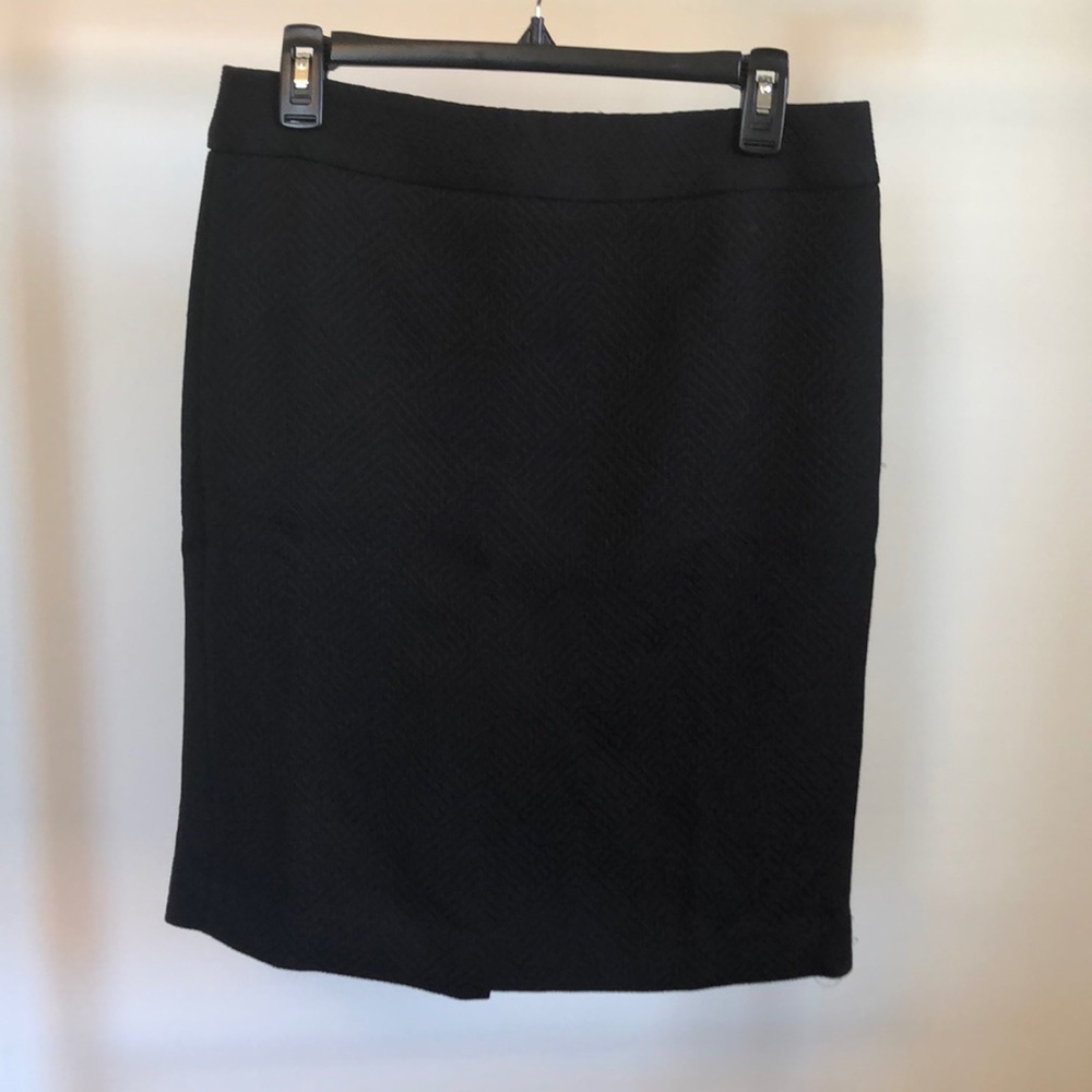 Banana Republic black pencil skirt